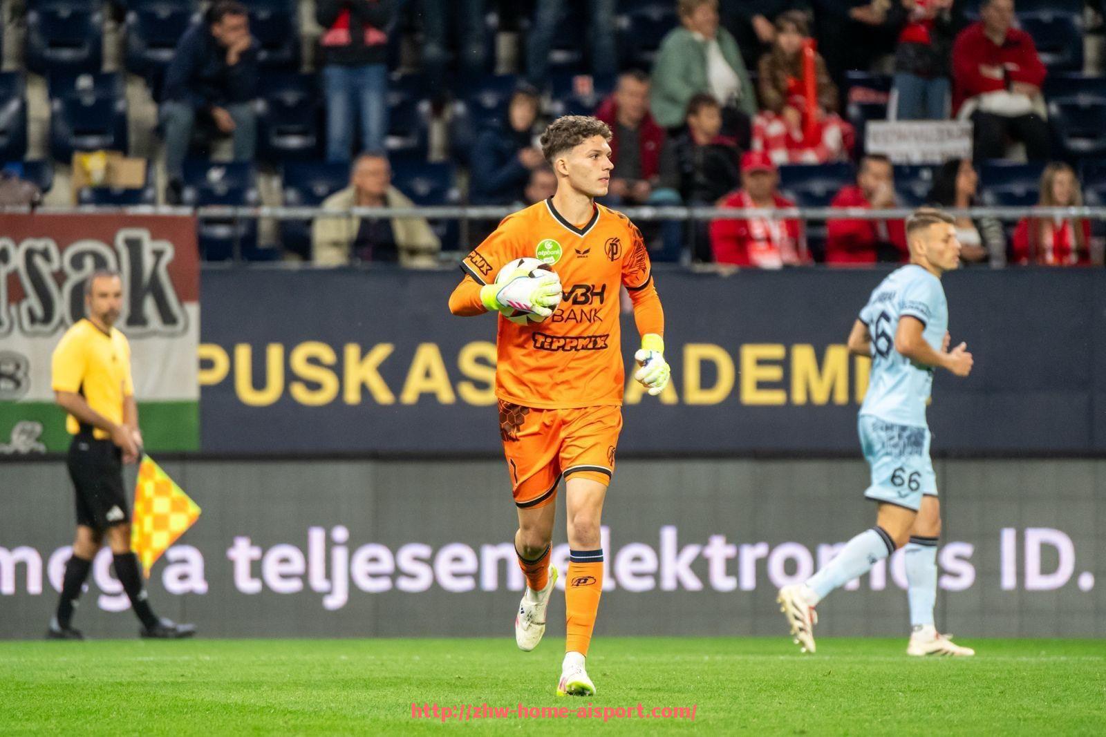 爱体育-英超超过德甲球队的原因及两联赛对比分析